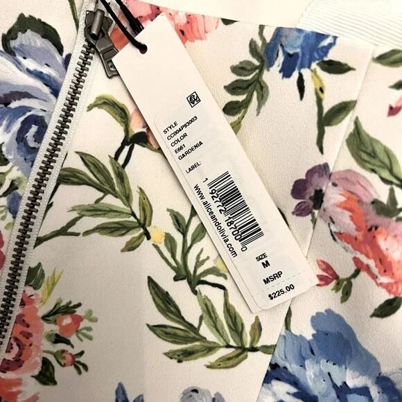 ALICE + OLIVIAFloral Print Square Neckline Crop Top Size Medium NWT - Picture 11 of 11